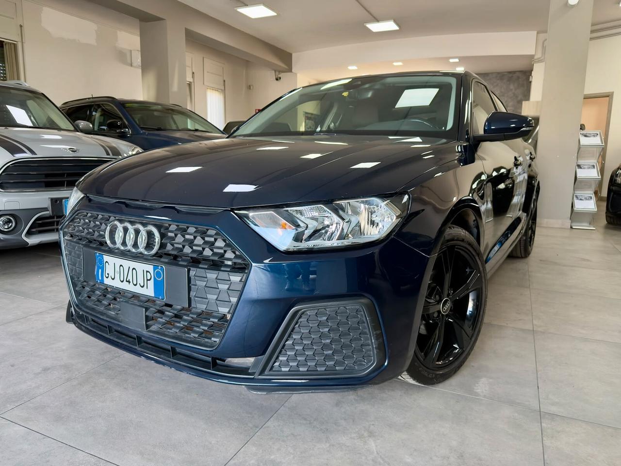 Audi A1 SPB 25 1.0 TFSI 95cv S tronic Admired 2022