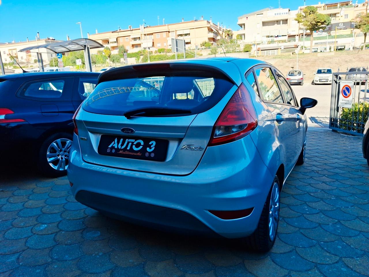 Ford Fiesta+ 1.4 TDCi 68CV 5 porte Neopatentati