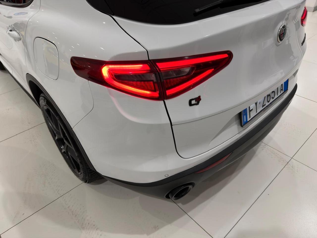Alfa Romeo Stelvio 2.2 Turbodiesel 190 CV AT8 Q4 B-Tech