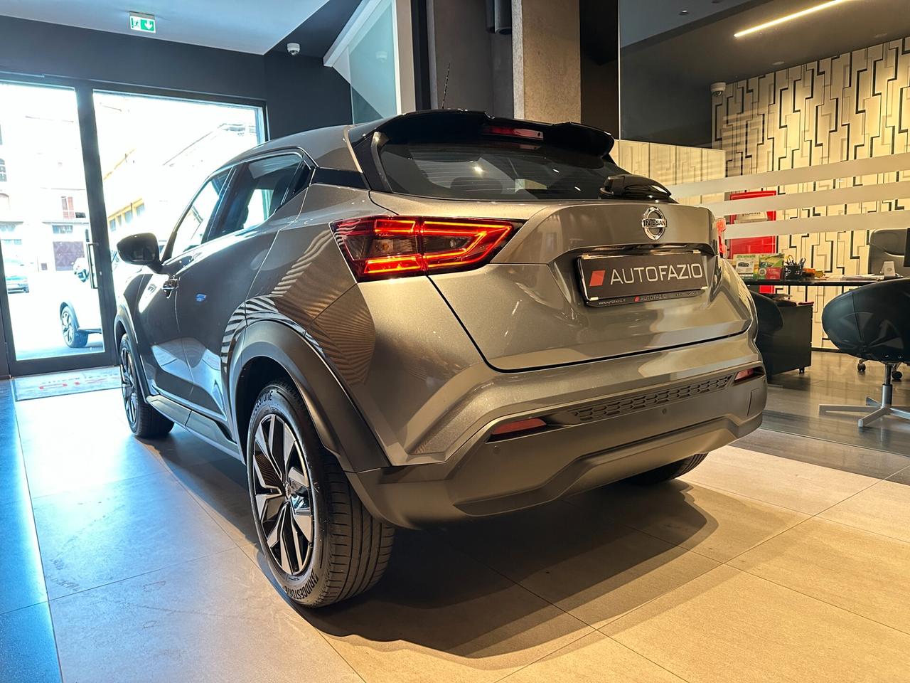 Nissan Juke 1.0 DIG-T 114 CV Acenta Business