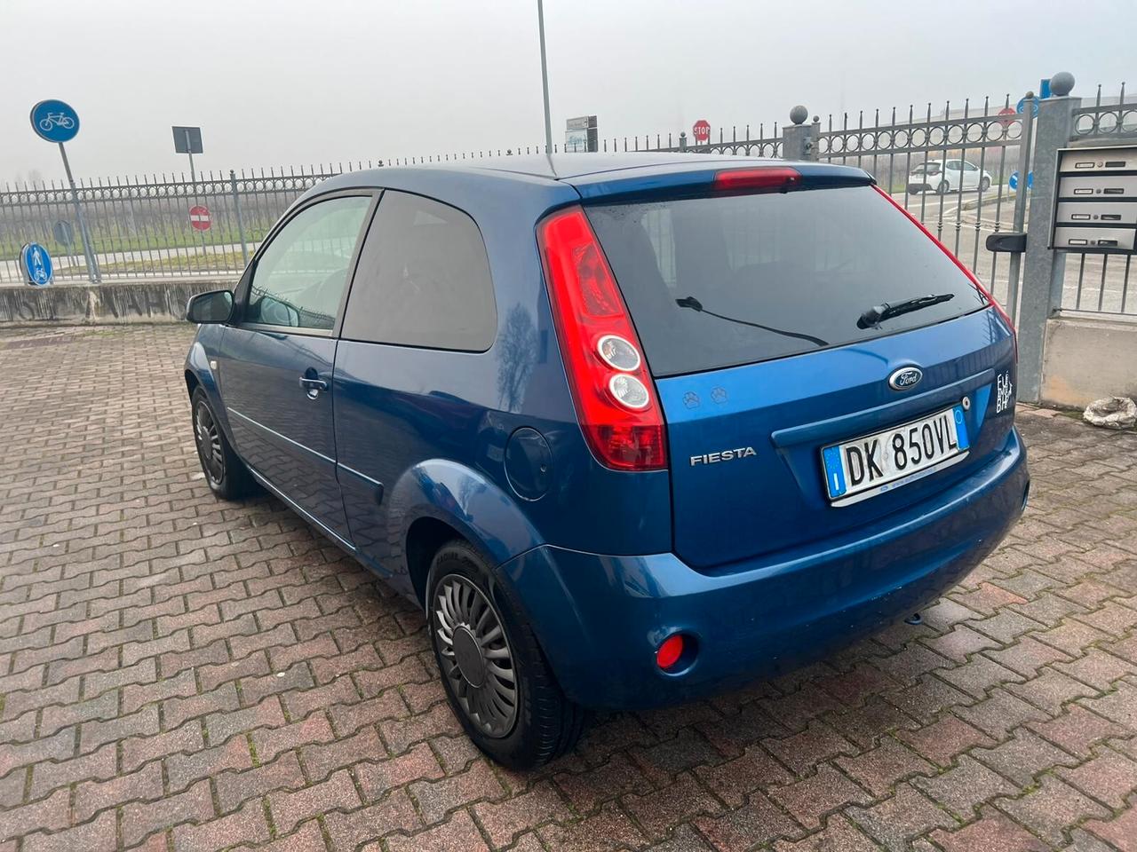 Ford Fiesta 1.2 16V 3p. Ghia