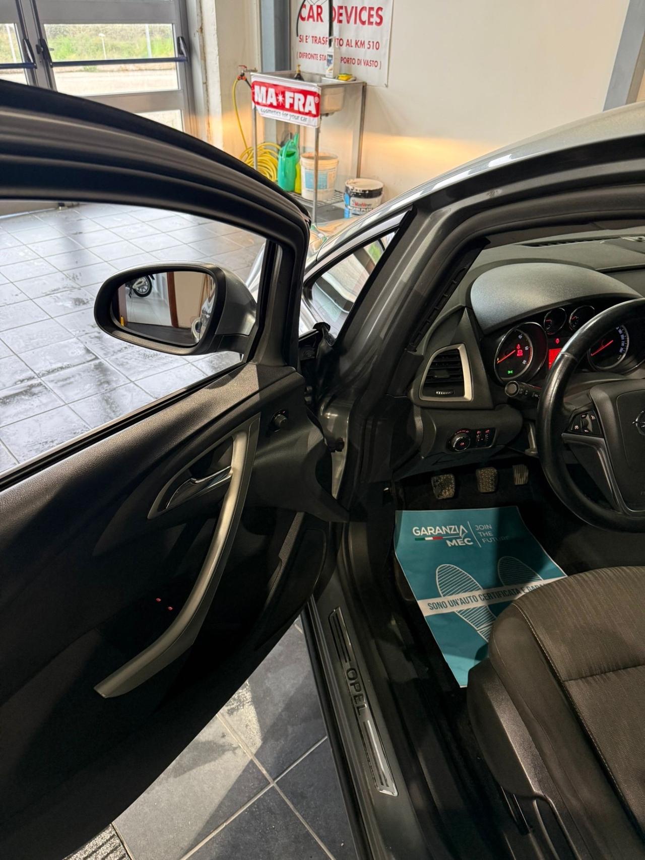 Opel Astra 1.7 -UNICO PROPRIETARIO-NEOPATENTATI