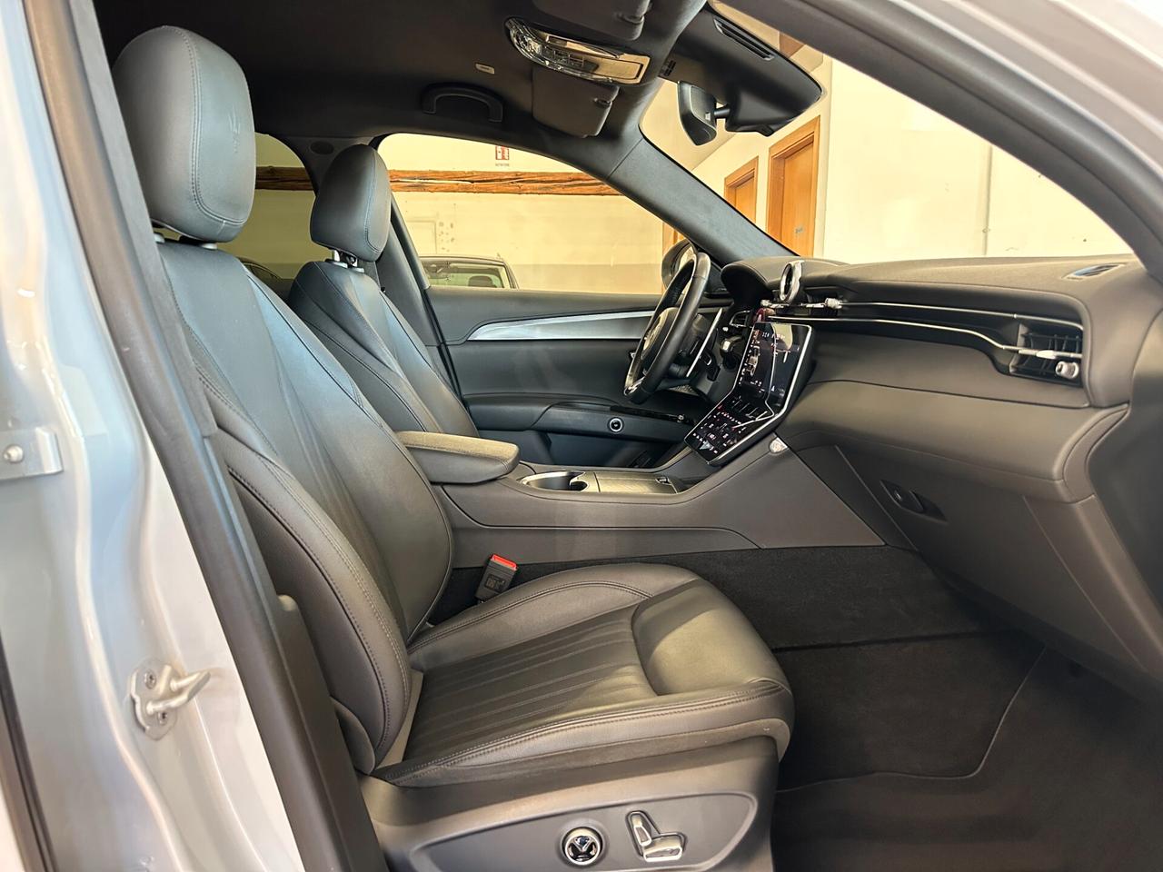 MASERATI GRECALE 2.0 MHEV GT *RADAR*360°CAMERA*CARPLAY*SONUS FABER*
