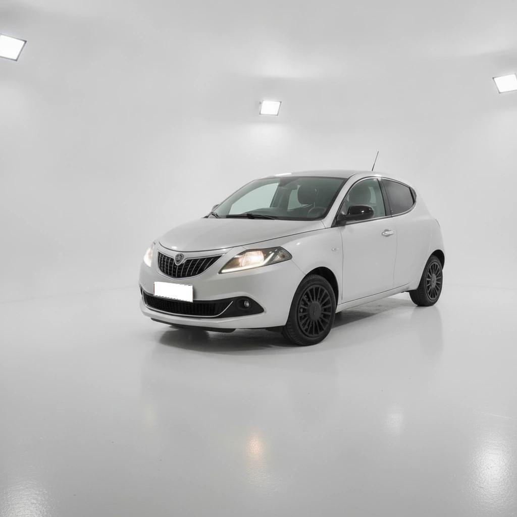 Lancia Ypsilon 1.0 firefly hybrid Gold s&s 70cv