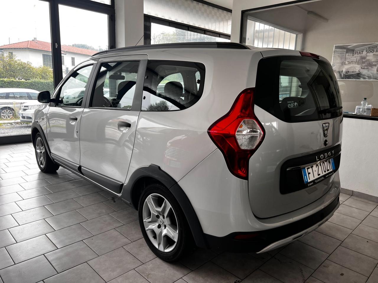Dacia Lodgy Stepway 1.5 Blue dCi 8V 115CV 7 posti