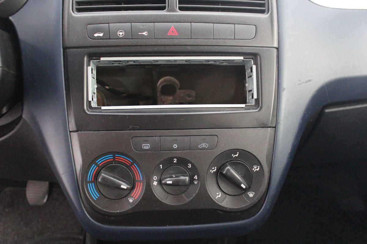 FIAT - Grande Punto - 1.3 MJT 75 CV 5p. Dynamic
