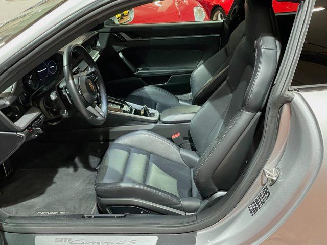 PORSCHE 992 Carrera 4S coupe' TETTO-SCARICO SPORTIVO