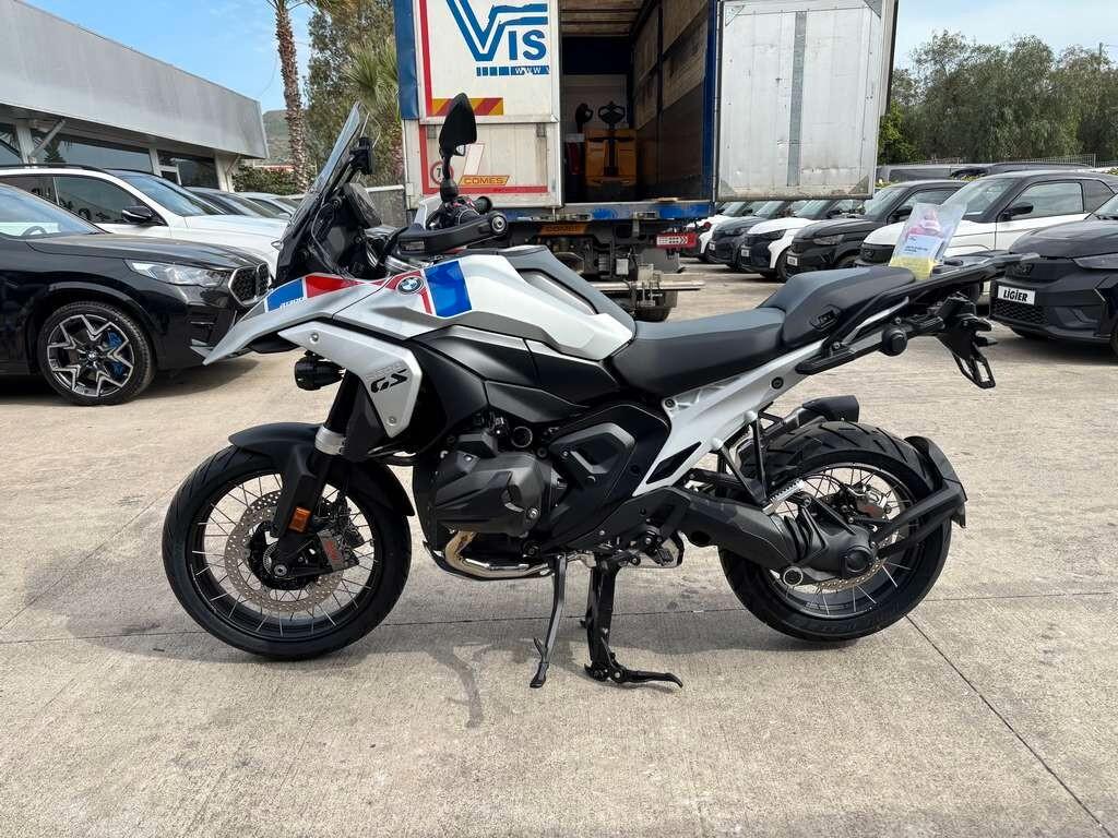 Bmw R 1300 GS Standard Nuovo pronta consegna Tua a solo 215 Euro al mese