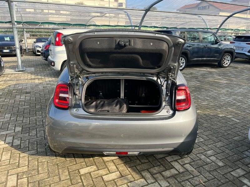 FIAT 500 500e Cabrio 42 kWh La Prima