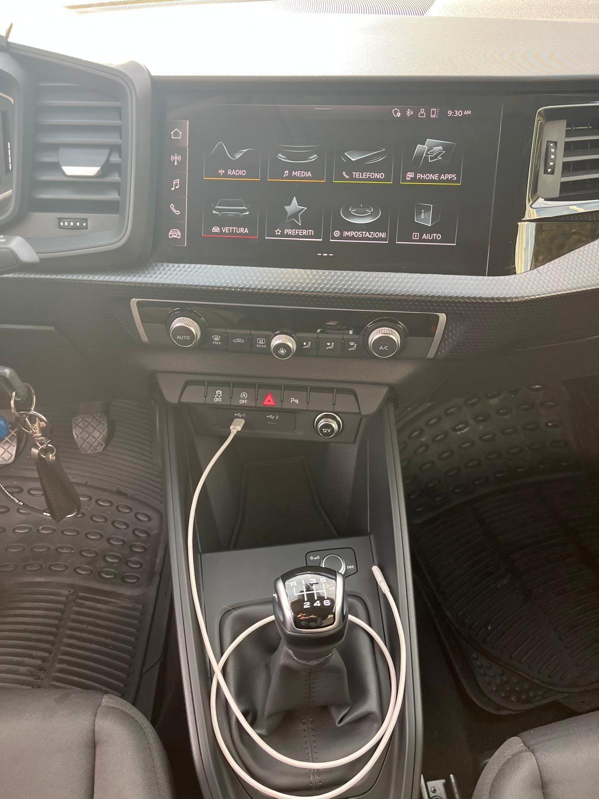 Audi A1 allstreet 35 TFSI Identity Contrast