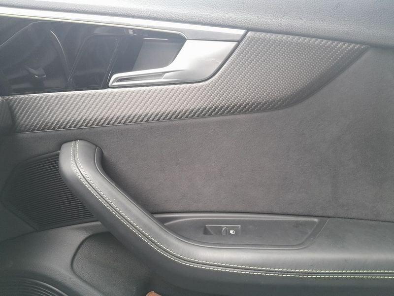 Audi RS4 RS4 2.9 TFSI tiptronc quattro Avant