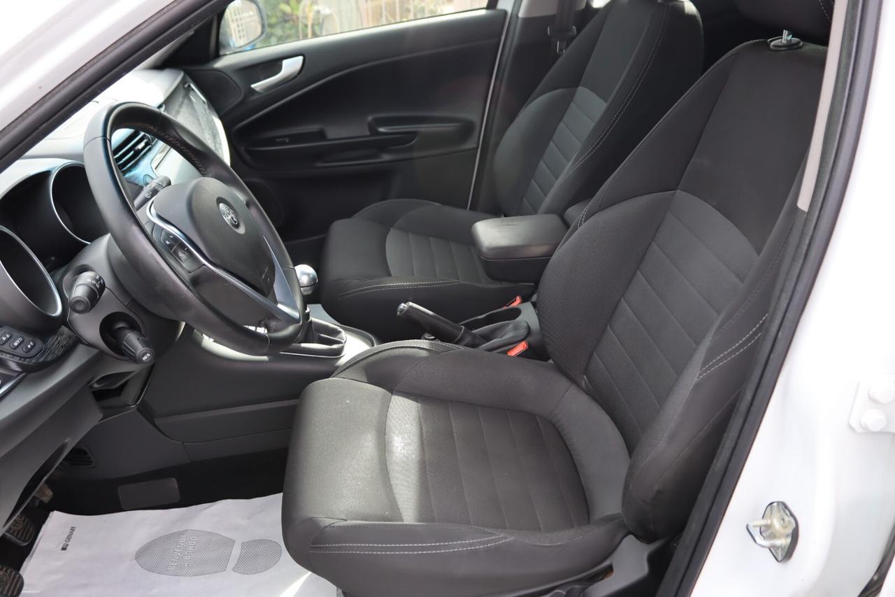 Alfa Romeo Giulietta 1.6 JTDm 120 CV Super Launch Edition