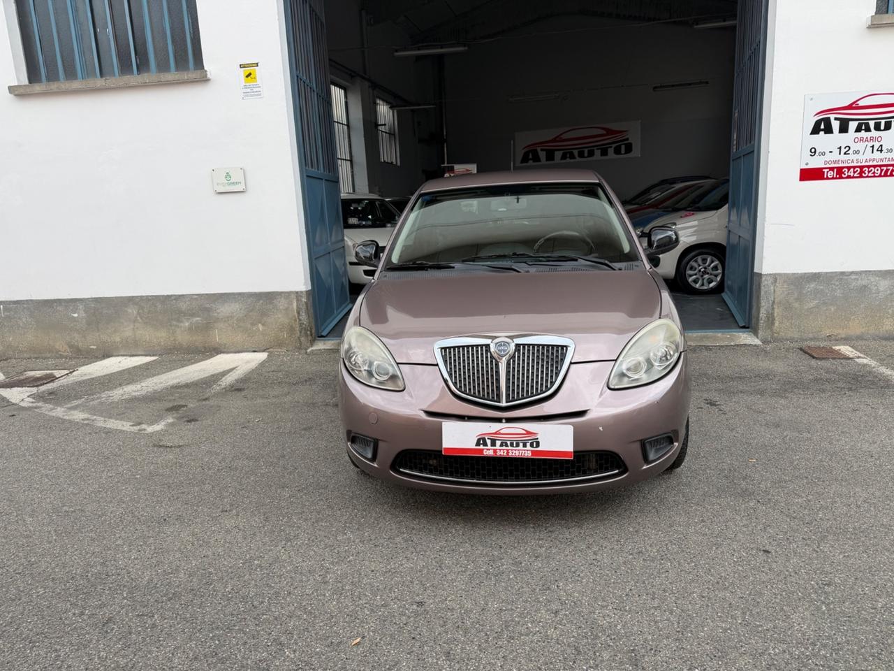 Lancia Ypsilon 1.4 Unyca Ecochic GPL