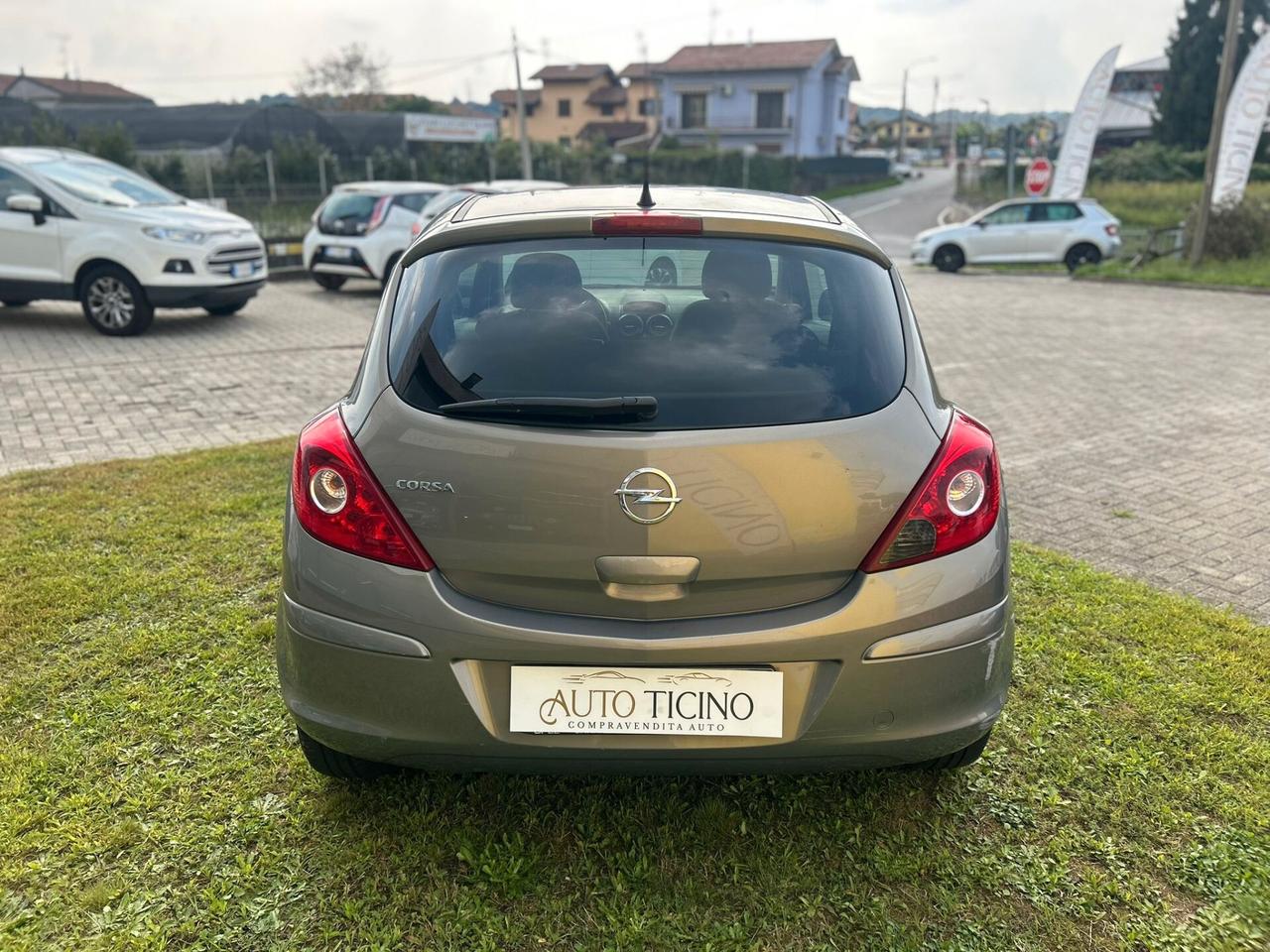 Opel Corsa 1.2 3 porte b-color 99.000KM