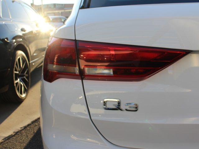 AUDI Q3 2.0 TDI 150 CV S tronic Business