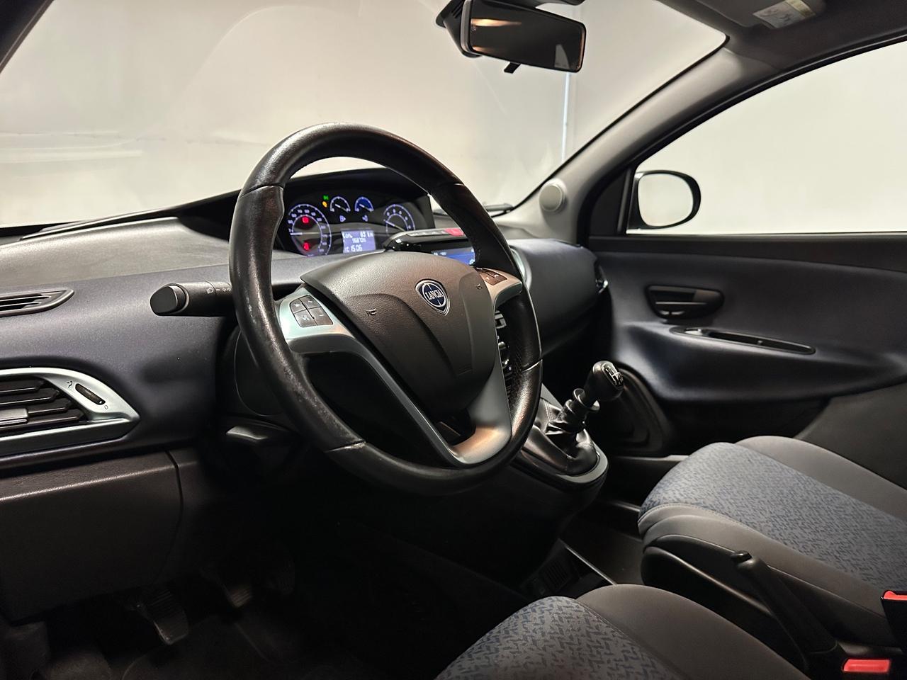 LANCIA YPSILON 1.0 HYBRID 69CV PRONTA CONSEGNA GARANZIA