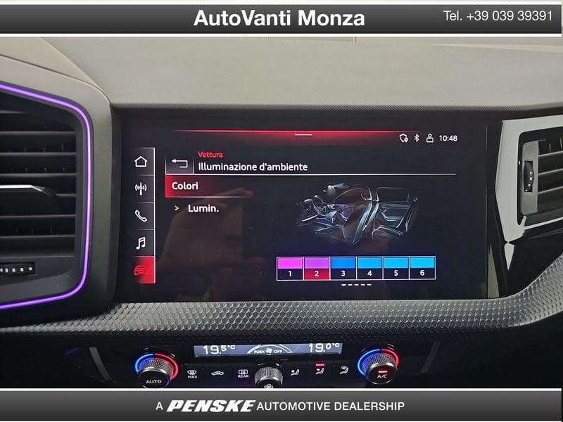 Audi A1 A1 allstreet 30 1.0 tfsi Identity Contrast 110cv