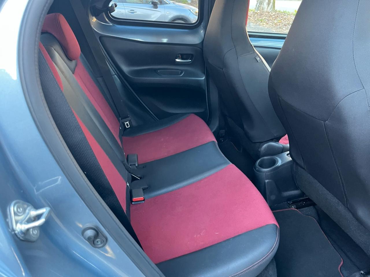 Toyota Aygo X 1.0 VVT-i72CV 5 Porte UNDERCOVER S-CVT