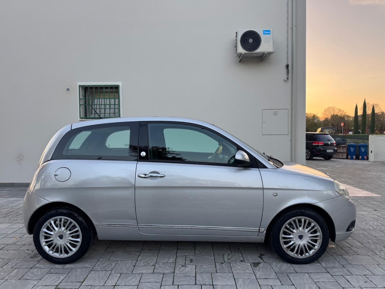 Lancia Ypsilon 1.4 Platino Ecochic GPL OK NEOPATENTATI