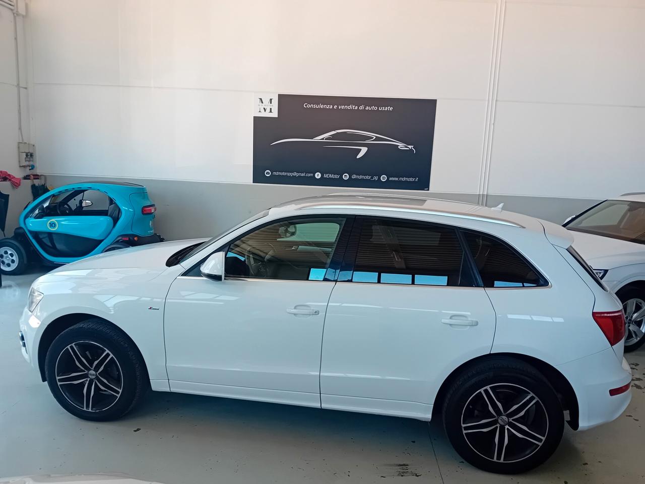 Audi Q5 2.0 TDI 170 CV quattro S-Line interno e esterno