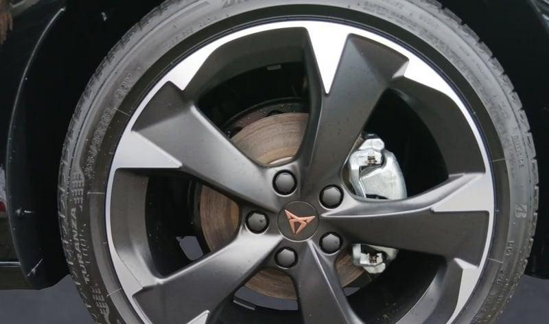 Cupra Leon Leon Sportstourer 1.5 Hybrid 150 CV DSG 18" Gancio Camera