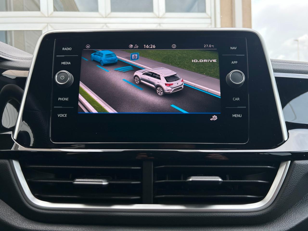 Volkswagen T-Roc 1.5 TSI ACT DSG R-Line