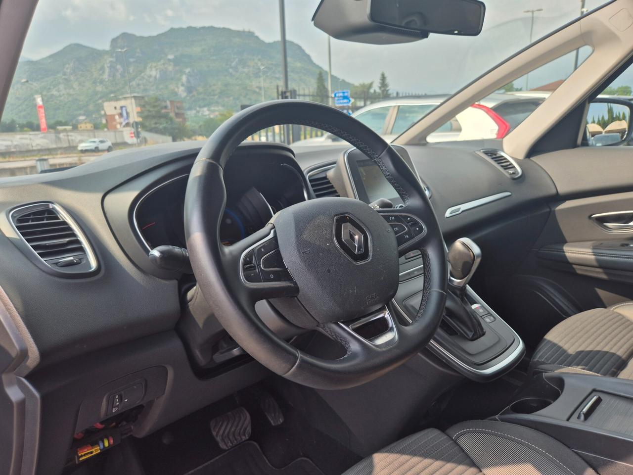 Renault Scenic Blue dCi 120 CV EDC Intens N1