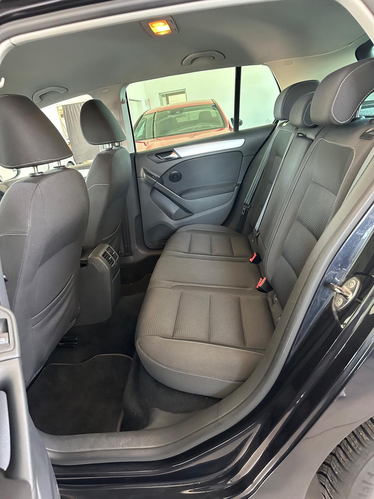 Volkswagen Golf 1.6 TDI DPF 5p. Comfortline