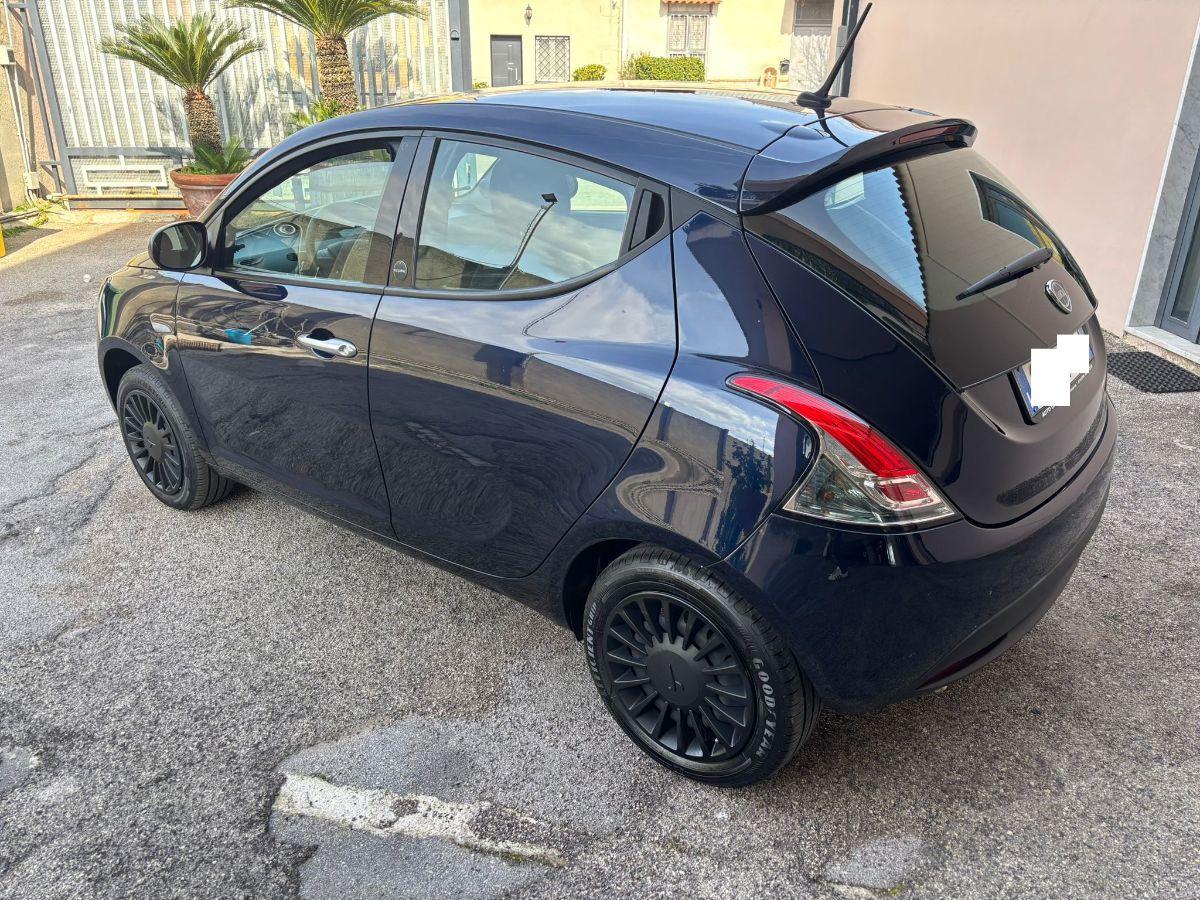 LANCIA Ypsilon 1.0 FireFly 5p.S&S Hybrid Silver 5Posti