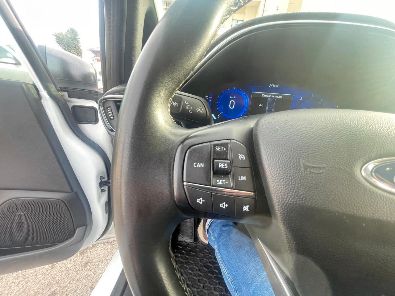 Ford Fiesta 1.5 EcoBlue 5 porte Connect