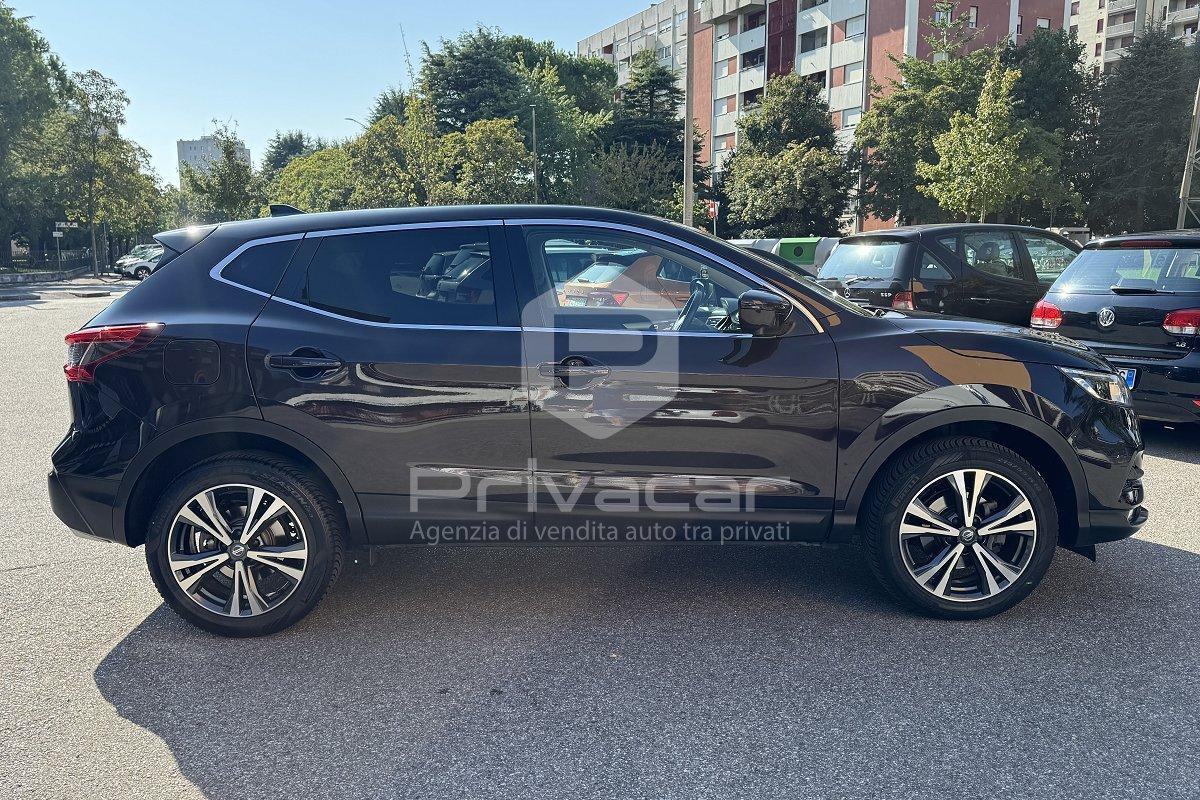 NISSAN Qashqai 1.2 DIG-T N-Connecta