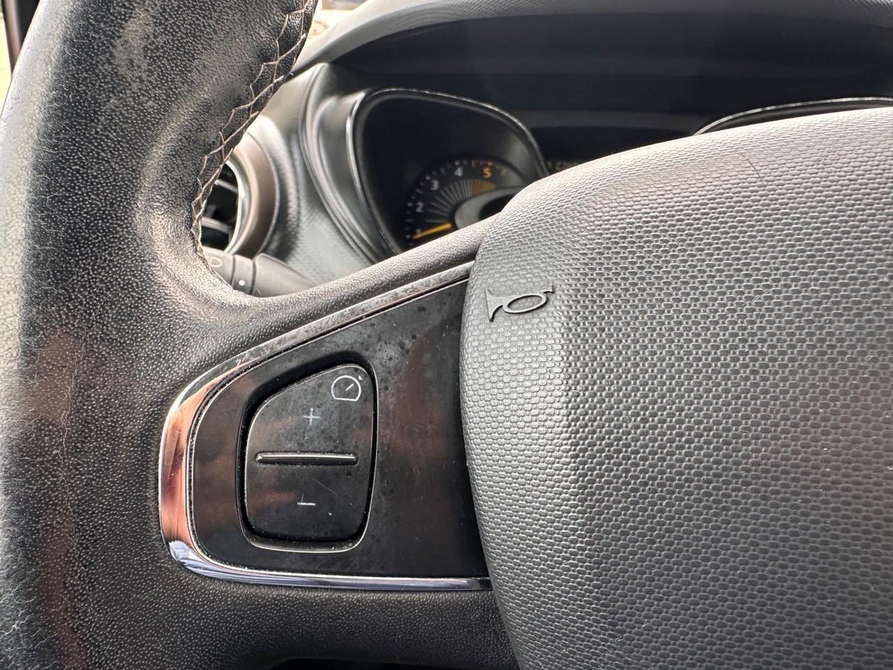 Renault Captur dCi 8V 110 CV Start&Stop Energy Iconic