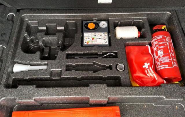 JAGUAR E-Pace 2.0D 150 CV AWD aut. R-Dynamic