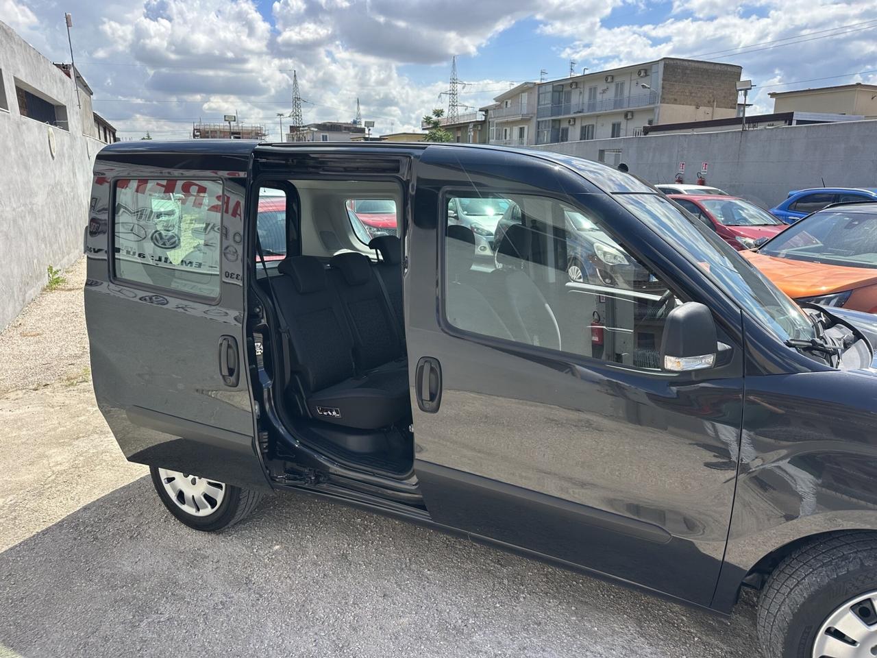 Fiat Doblo 1.6 MJT 105 Cv Emotion 5 Posti Vettura