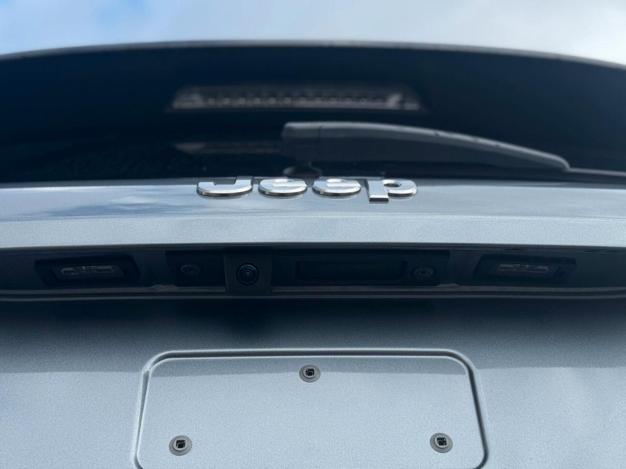 Jeep Avenger 1.2 Turbo 100 CV Summit