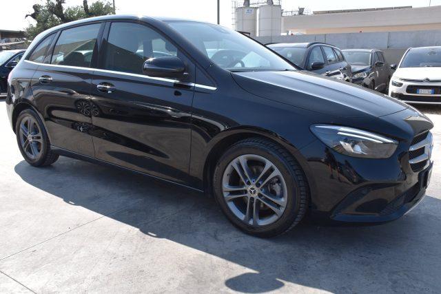 MERCEDES-BENZ B 180 d Automatic Business Extra