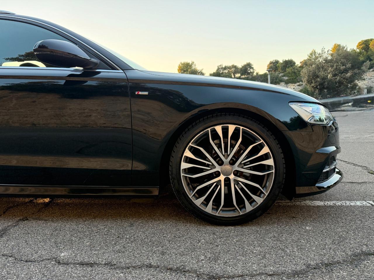 Audi A6 S-LINE EDITION/2.0 190CV/20"/CAR PLAY