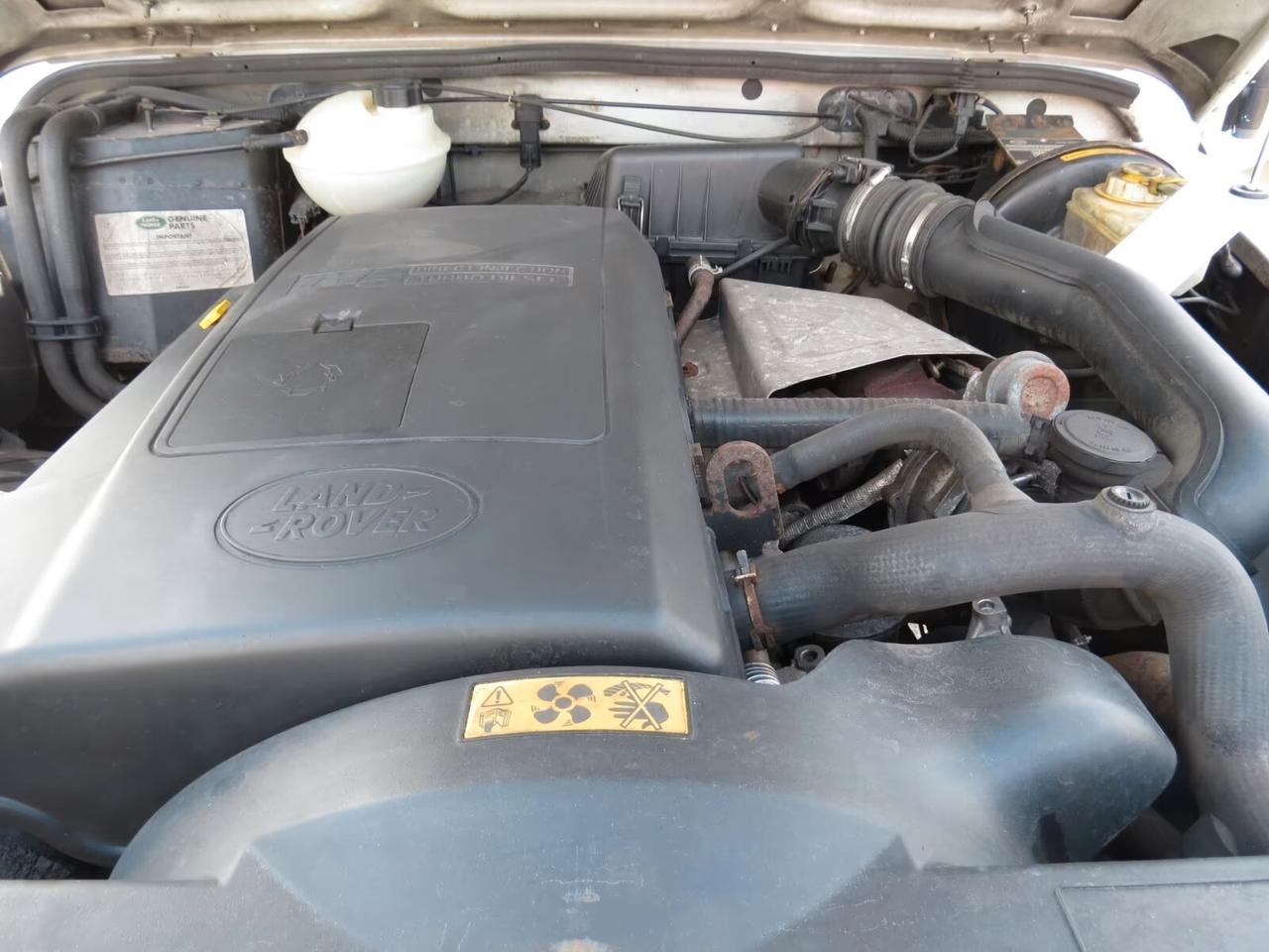 Land Rover Defender Station wagon 90 Td5 6 posti