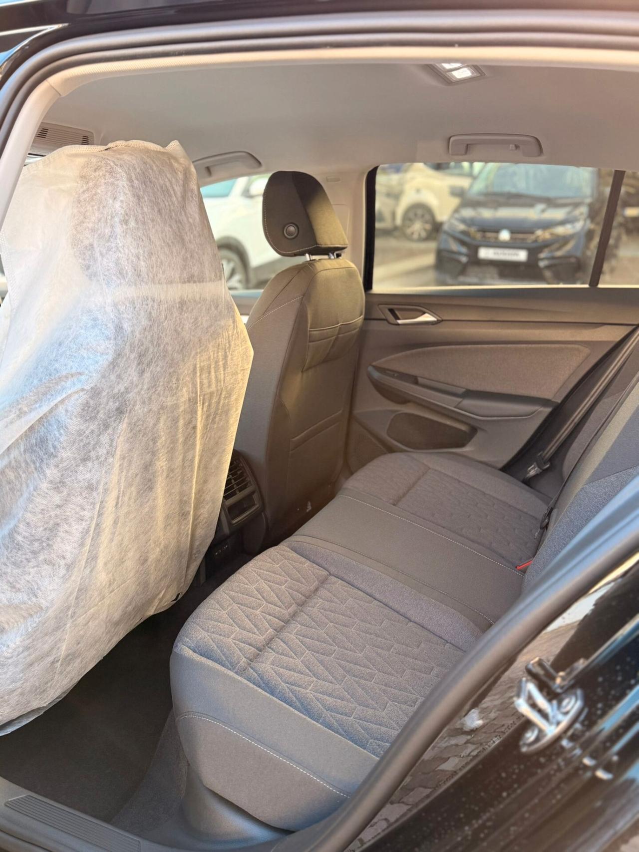 Volkswagen Golf 1.5 eTSI 115 CV DSG Edition Plus