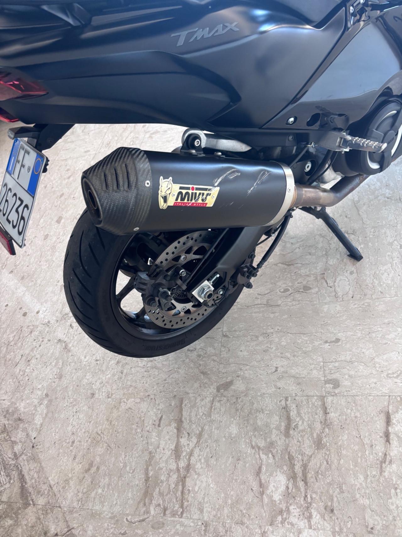 Yamaha T Max 560