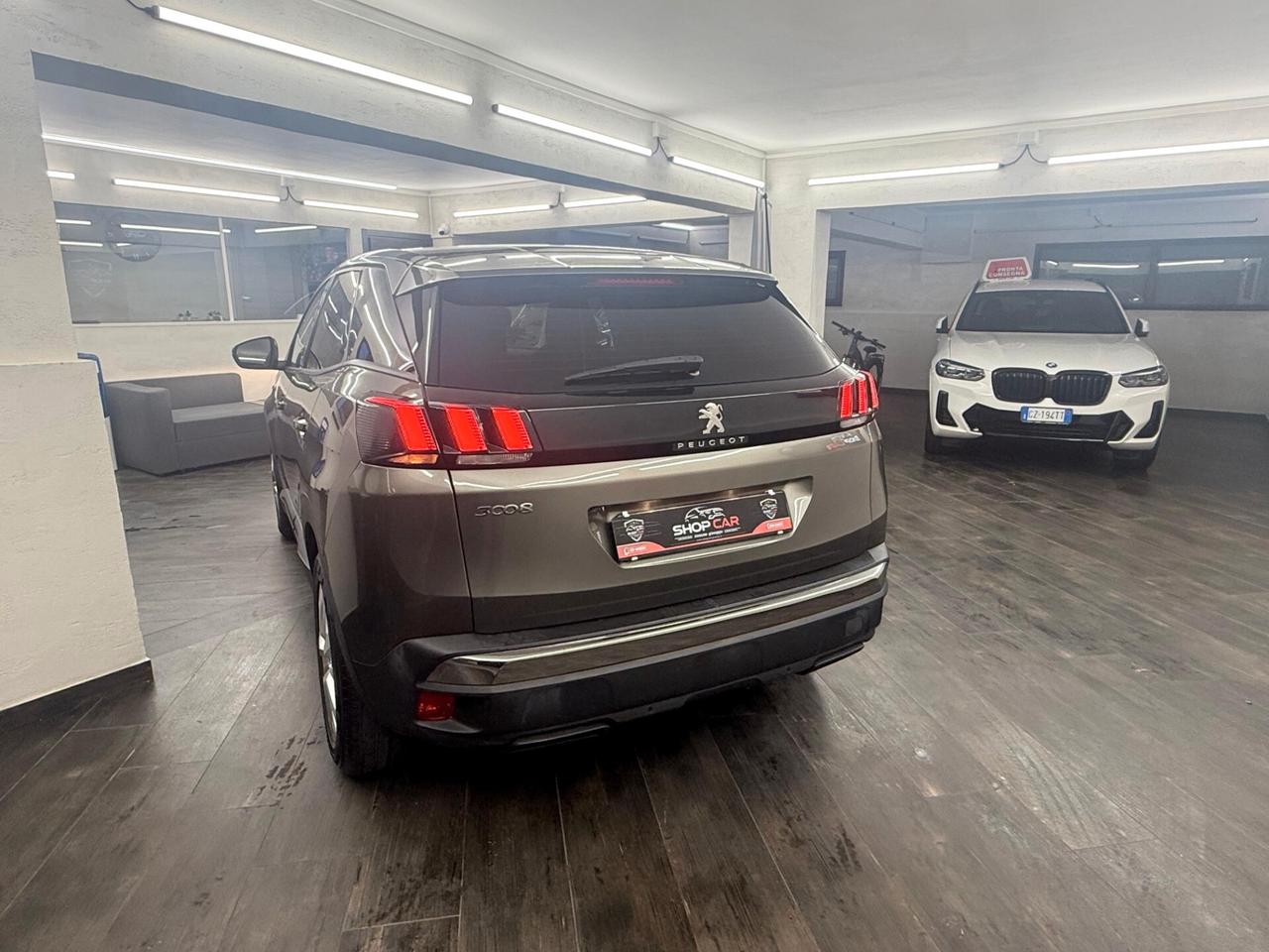 Peugeot 3008 BlueHDi 130 S&S EAT8 Business
