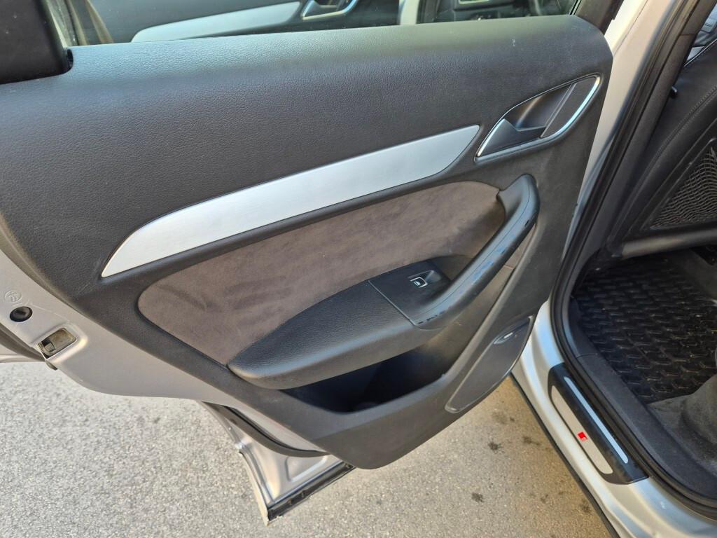 Audi Q3 2.0 TDI 177 CV quattro S-tronic S-LINE