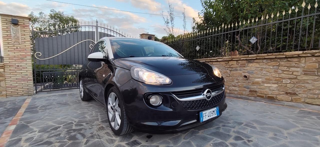 Opel Adam 1.4 87 CV GPL Tech Jam