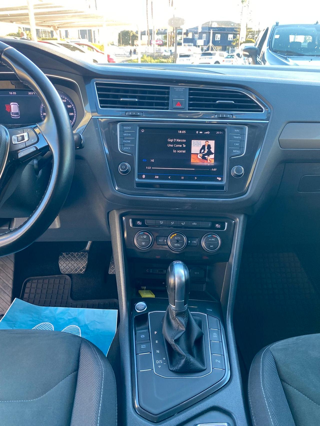 Volkswagen Tiguan 2.0 TDI SCR DSG Business BlueMotion Technology