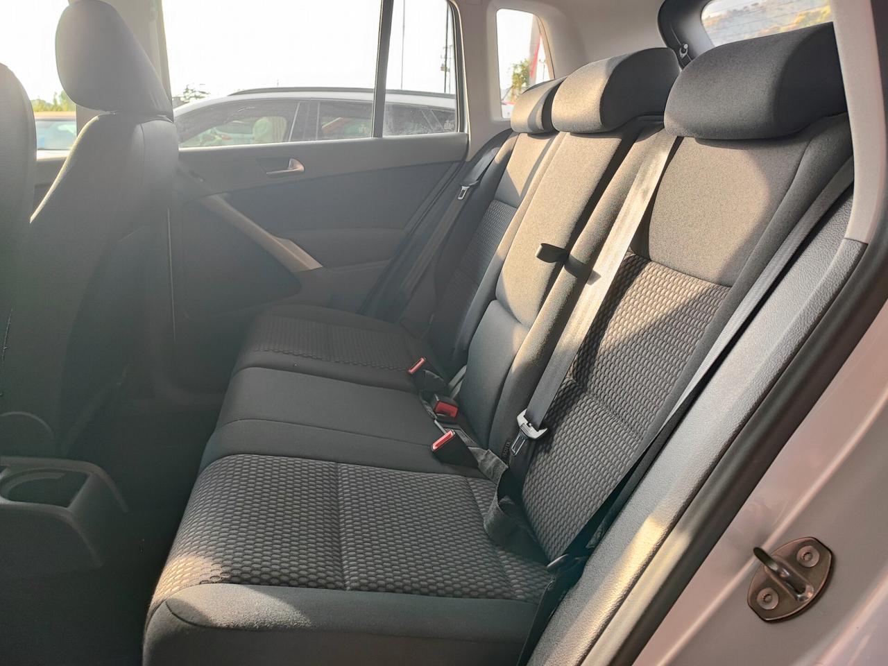 Volkswagen Tiguan 2.0 16V TDI DPF Sport & Style (18°)