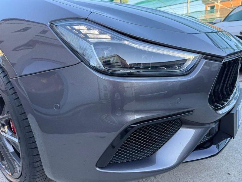 Maserati Ghibli L4 330 CV MHEV Gransport