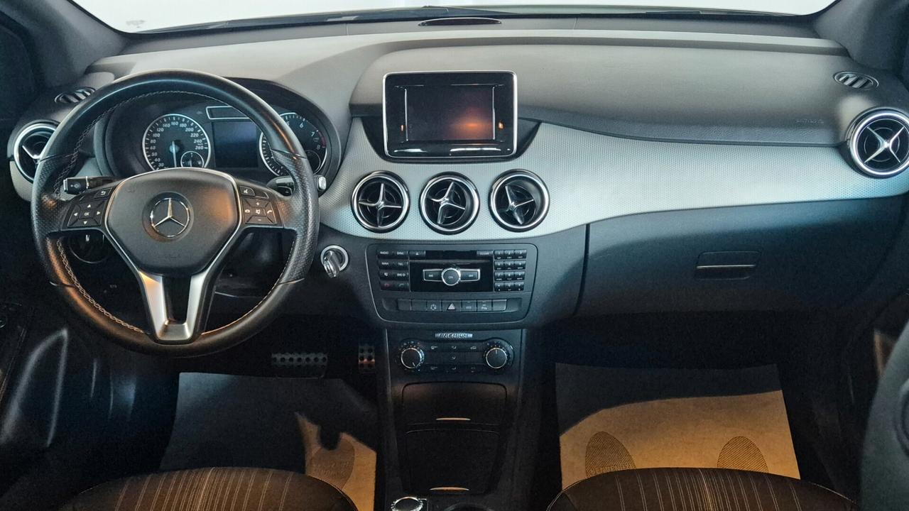 Mercedes-benz B 180 BlueEFFICIENCY Premium Automatico