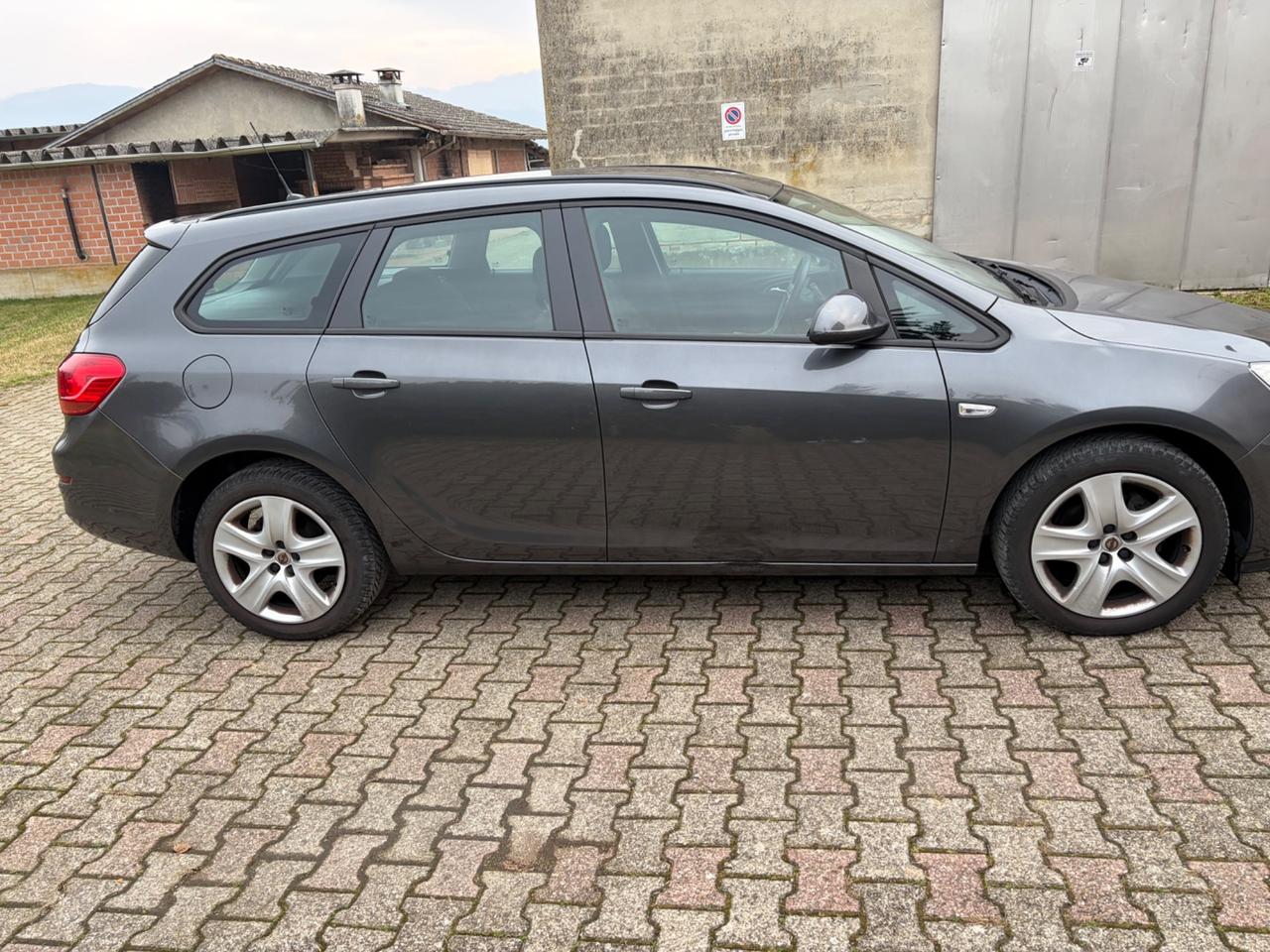 Opel Astra 1.4 Turbo 140CV AUTO NUOVISSIMA