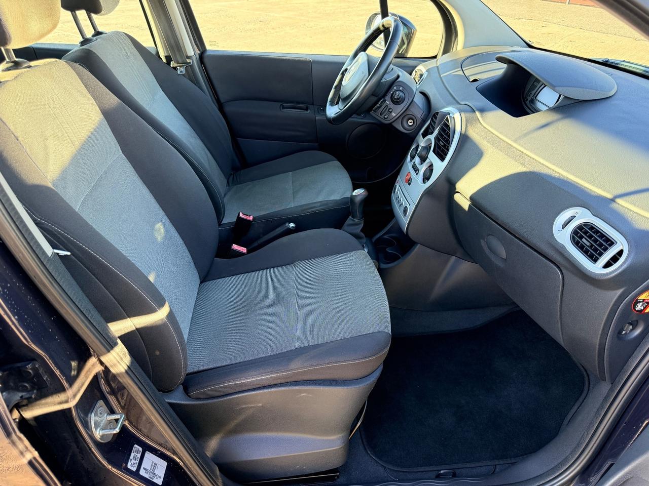 Renault Modus 1.2 16V TCE Turbo Dynamique