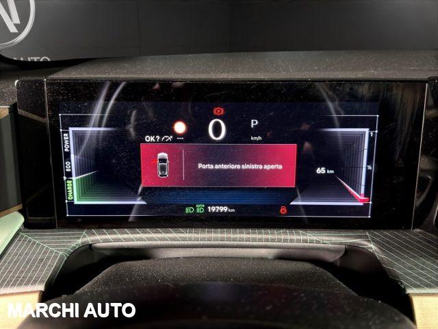 LANCIA Ypsilon Hybrid e-DCT + Pack Tech